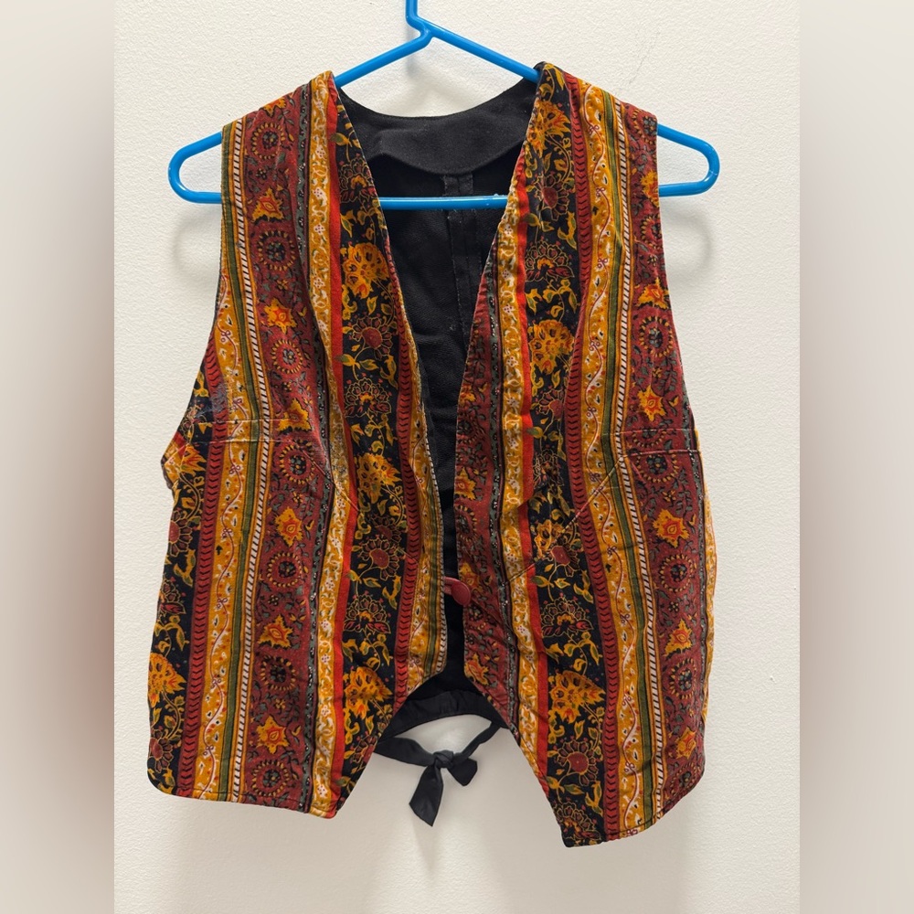 Bohemian Floral Stripe Tie-Back Vest in Rust/Black
